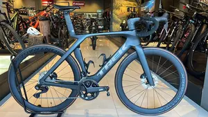 BICICLETA SEMI NOVA TREK MADONE SL7 - 56