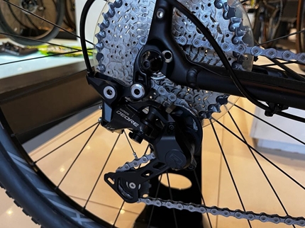 BICICLETA SEMI NOVA SPECIALIZED rOCKHOPPER TAMANHO XL
